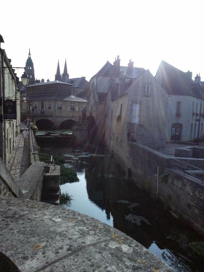 Apartamento L'Aure Bleue Bayeux Exterior foto